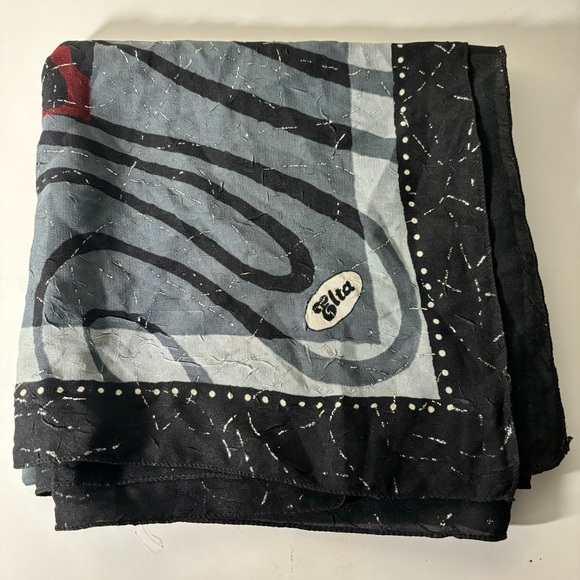 Sparkly Scarf - Picture 1 of 6